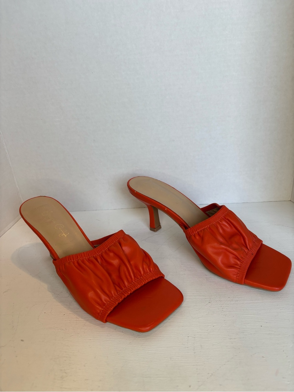 Jessica Carlyle Ruch Strap Kitten Heel Slip On Sandals Size 8.5 - brand new